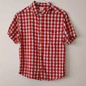 Classic Red and White Checkered Short Sleeve Shirt With Pockets